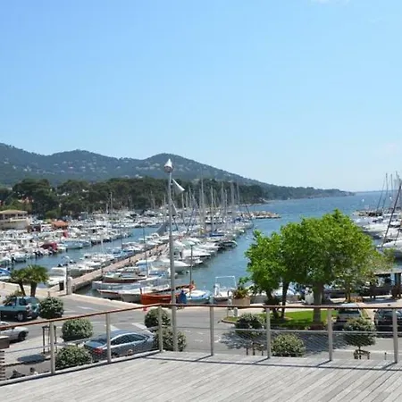 *** Beau T2 De 50 M2, Grande Terrasse Vue Mer, A 500m De La Plage * Carqueiranne